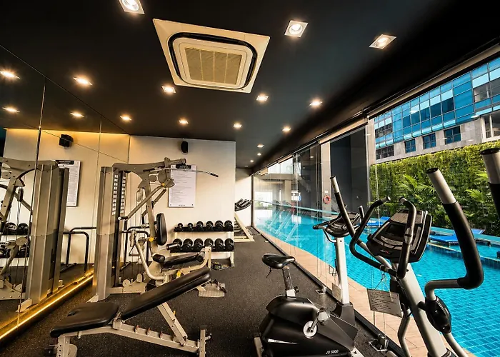 Wander - Ekkamai - Skyline View, Pool, Gym, Full Kitchen *